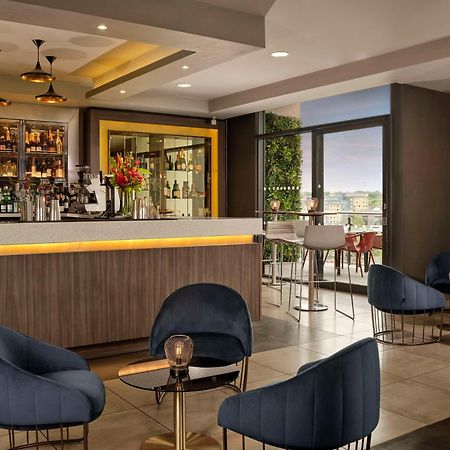 Doubletree By Hilton Lincoln Hotell Exteriör bild