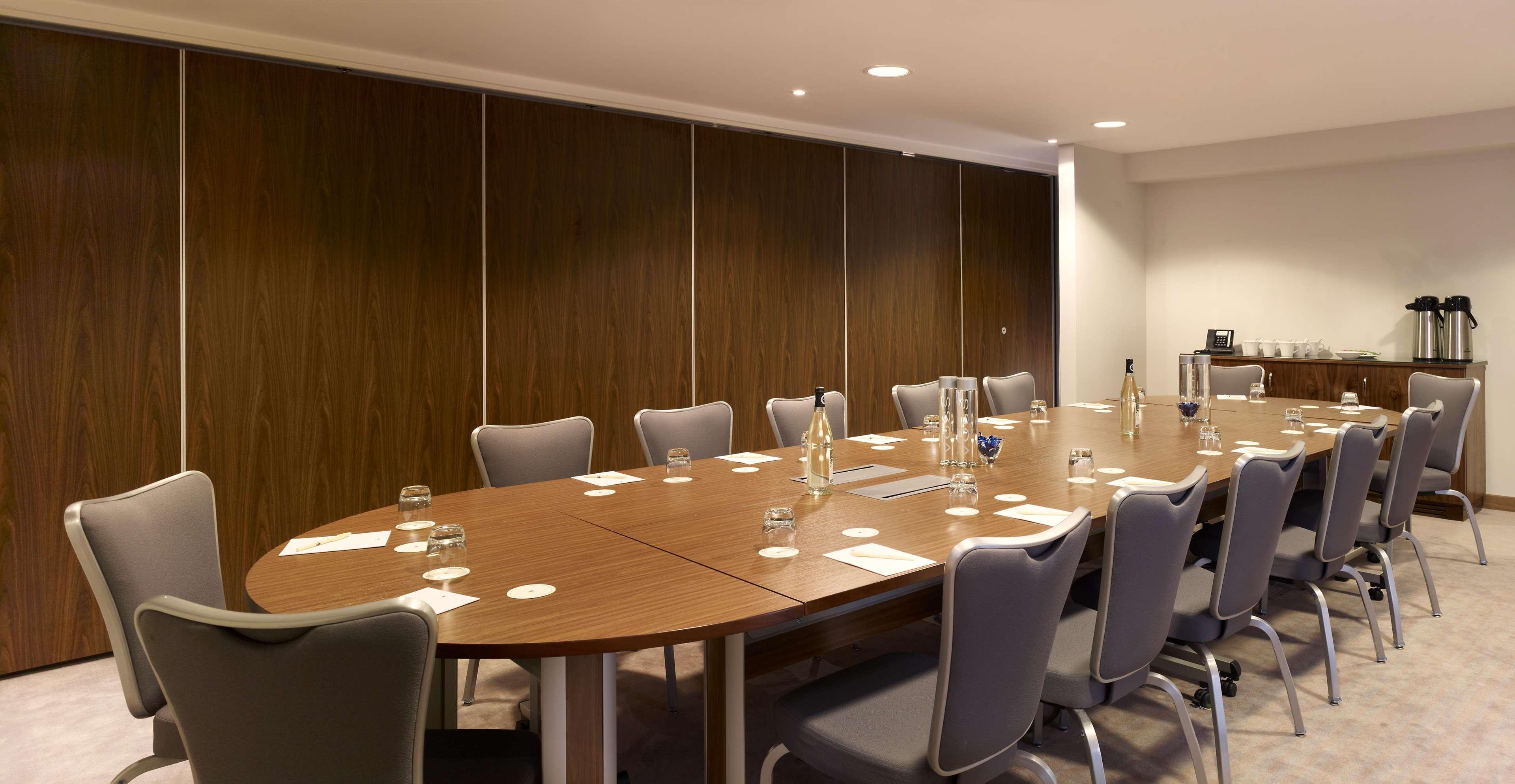 Doubletree By Hilton Lincoln Hotell Business bild