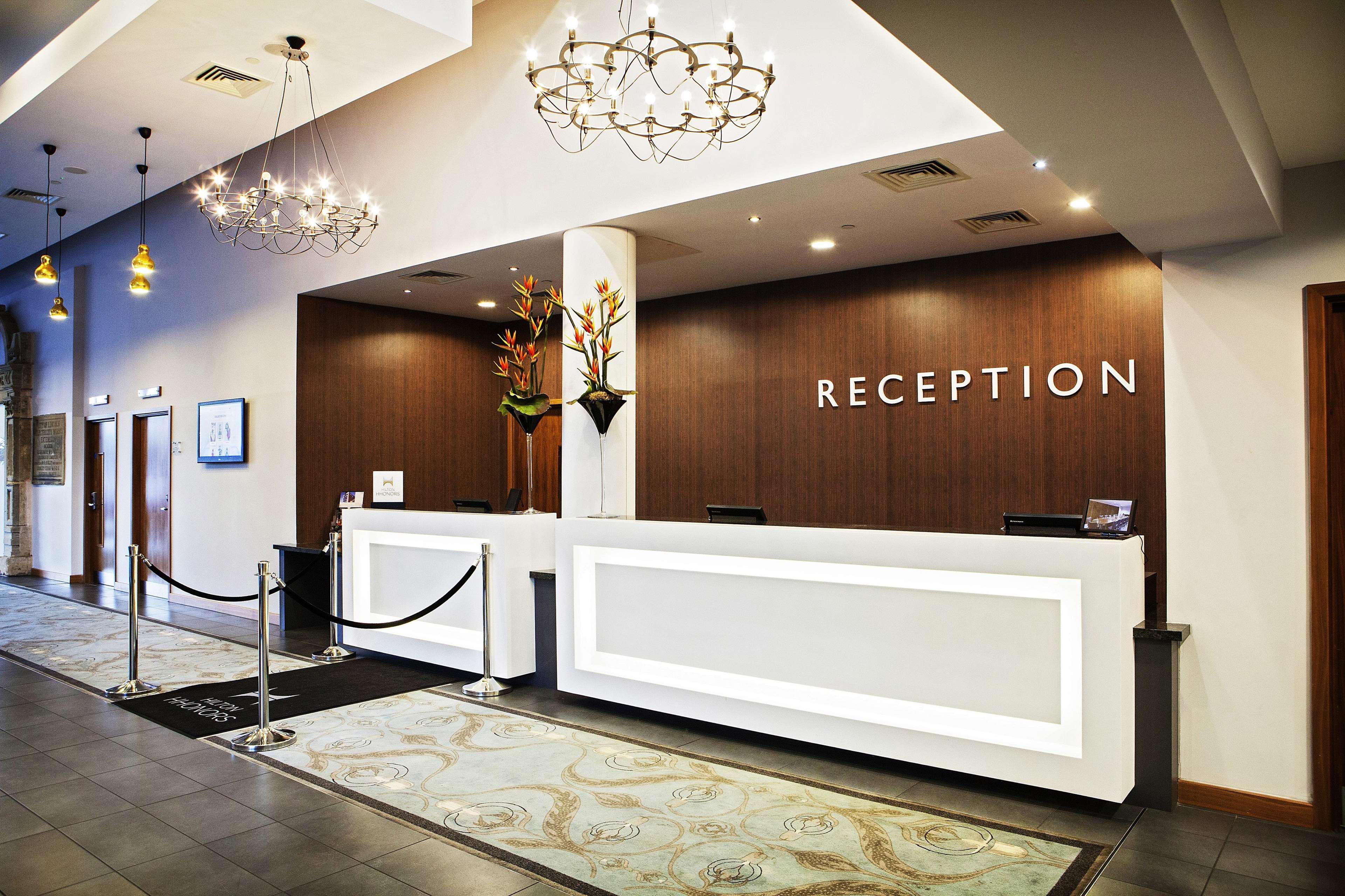 Doubletree By Hilton Lincoln Hotell Exteriör bild