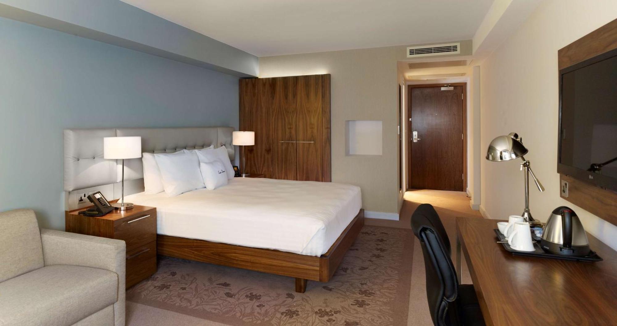 Doubletree By Hilton Lincoln Hotell Exteriör bild